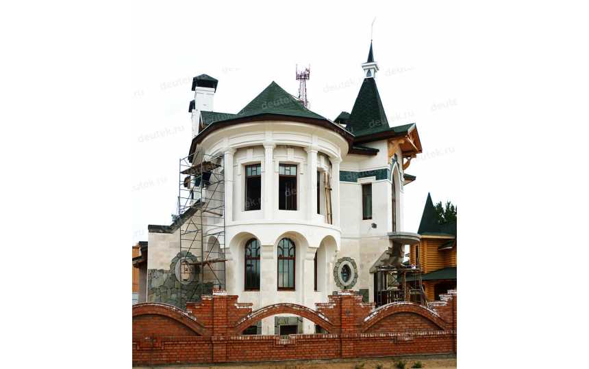 Проект двухэтажного дома из кирпича в стиле барокко с мансардным этажом и вторым светом, с площадью до 350 кв м PA-6